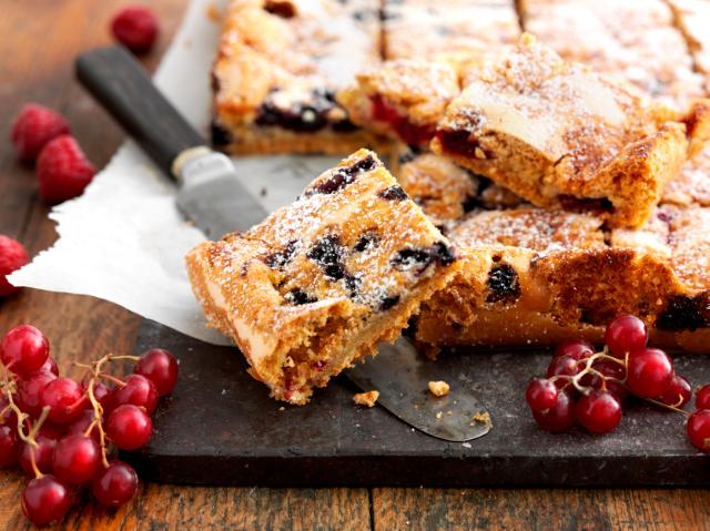 Berry cake in a roasting pan