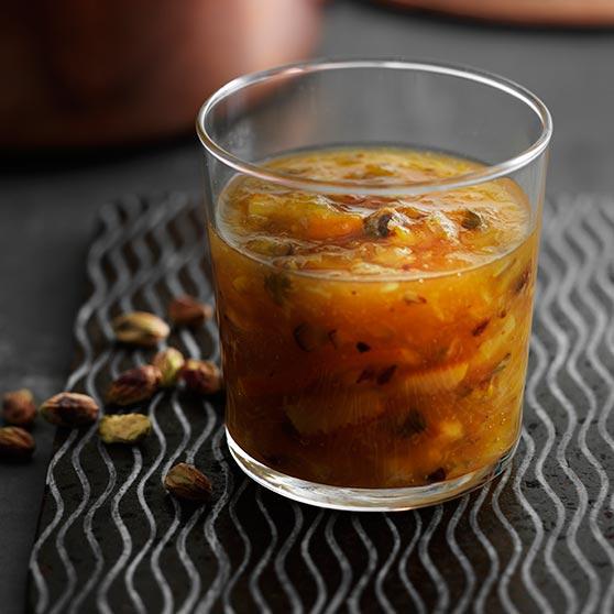 Appelsinmarmelade med vin och pistasjnøtter